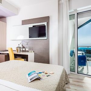Camera con letto king size